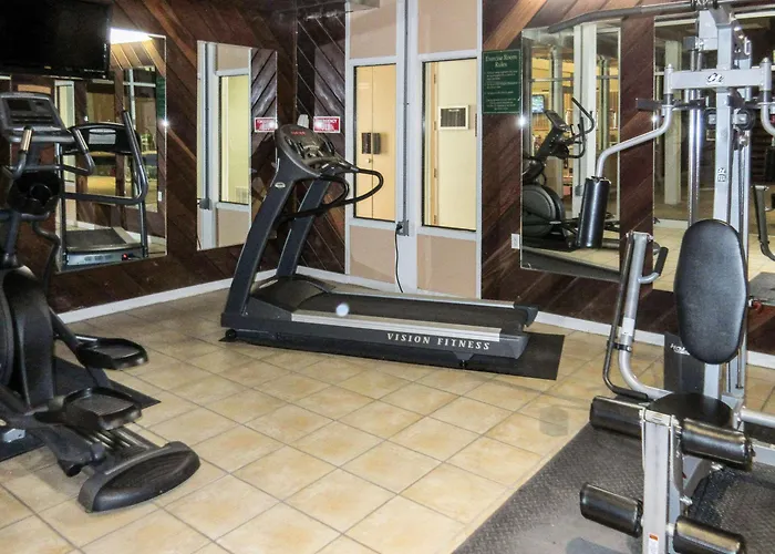 Four Points By Sheraton Hotel 3*