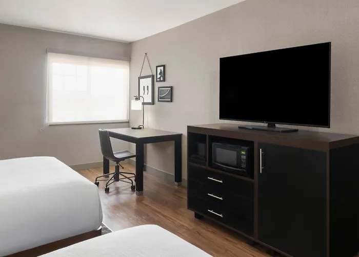 Four Points By Sheraton Hotel 3*