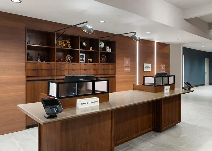 Four Points By Sheraton Hotel