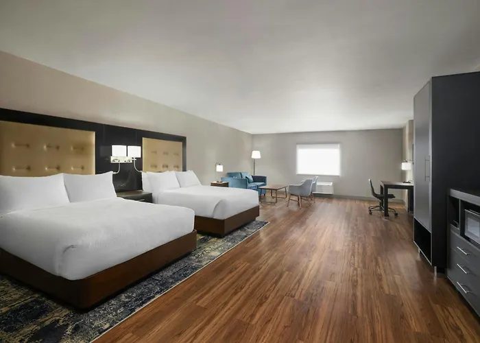 Four Points By Sheraton Hotel 3*