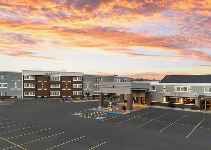 Hotel Four Points By Sheraton 3*